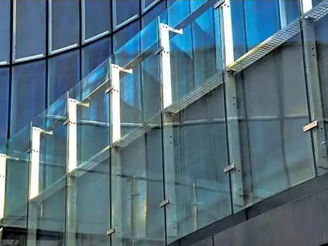 建筑物隐框铝合金玻璃幕墙对材料要求